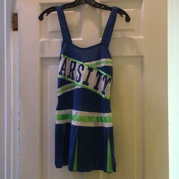 Super fun cheerleader costume with pom-poms! - Picture 1 of 6